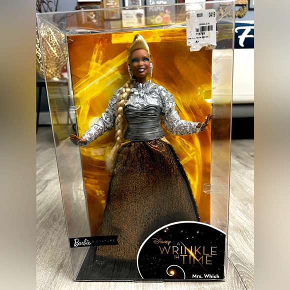 Disney "A Wrinkle in Time" Oprah Barbie Doll NEW - Picture 1 of 6
